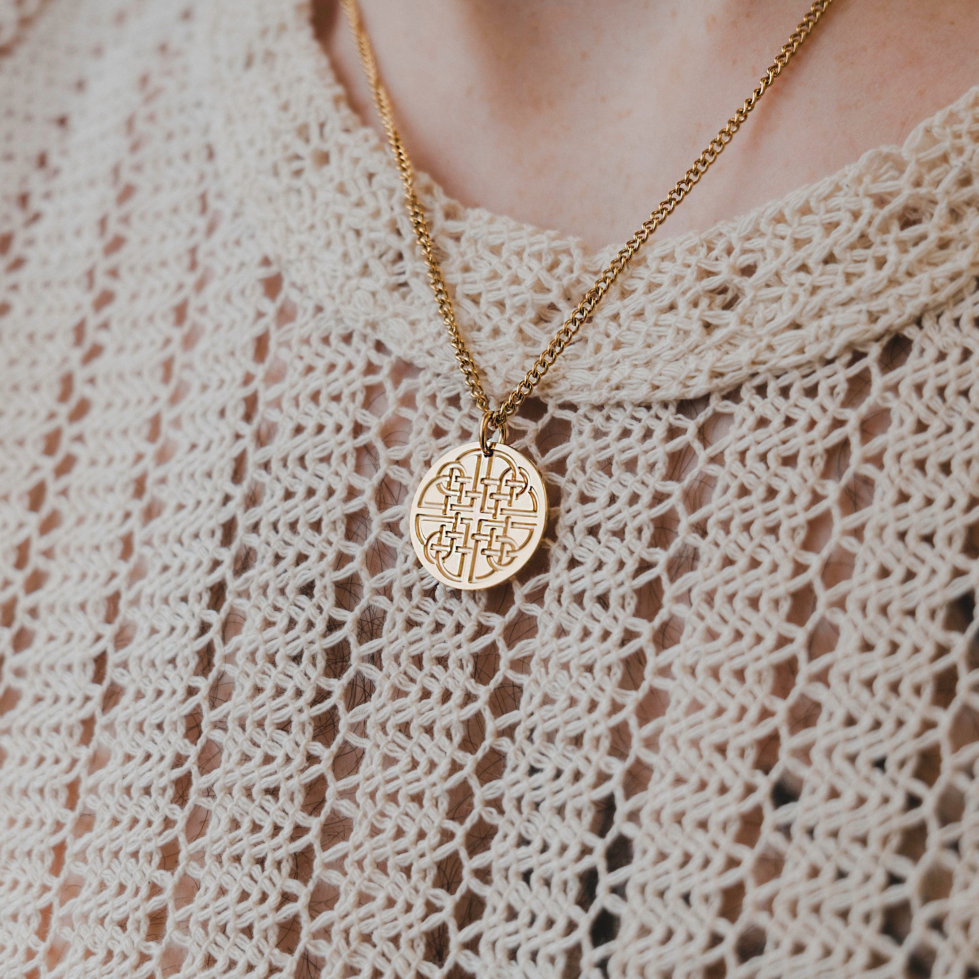 Celtic Dara Knot Necklace
